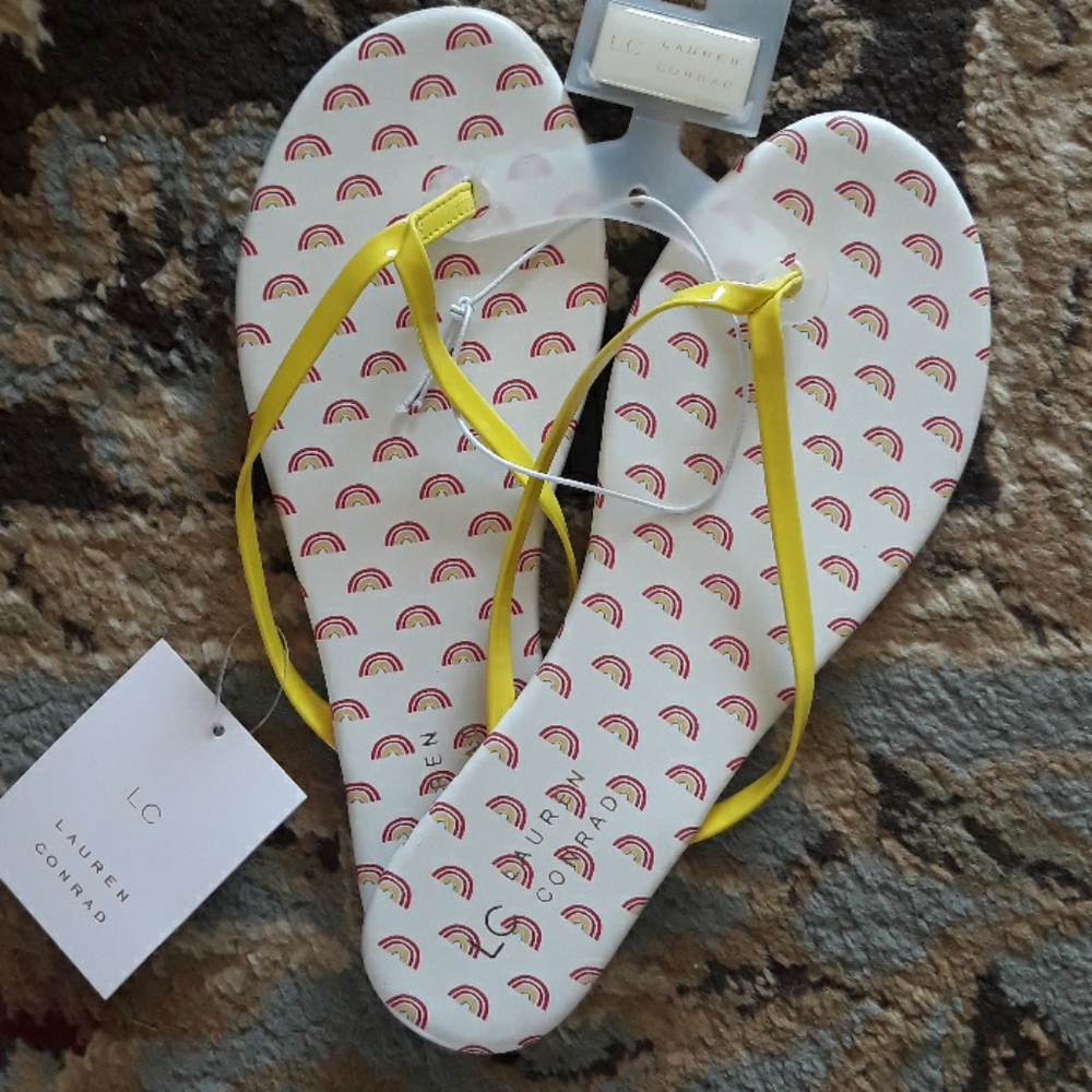 *Host Pick*LC Lauren Conrad fancy flip flop sandals